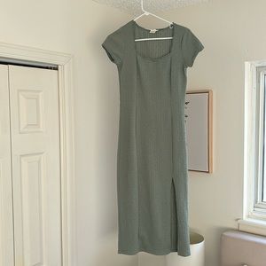 Green midi dress